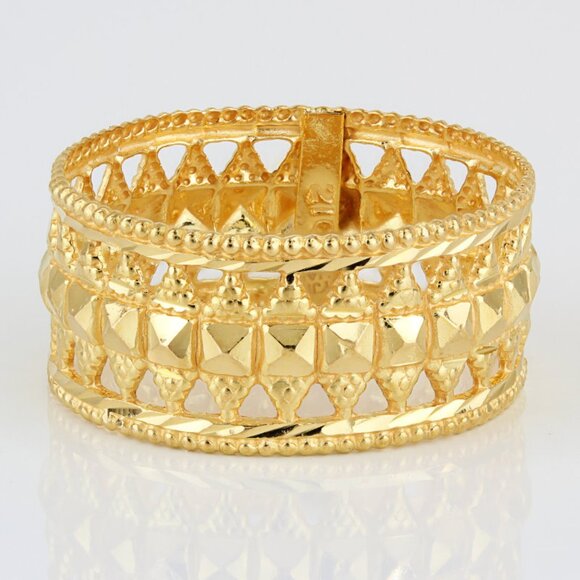 22K Yellow Gold Diamond- Cut Filigree Milgrain Band